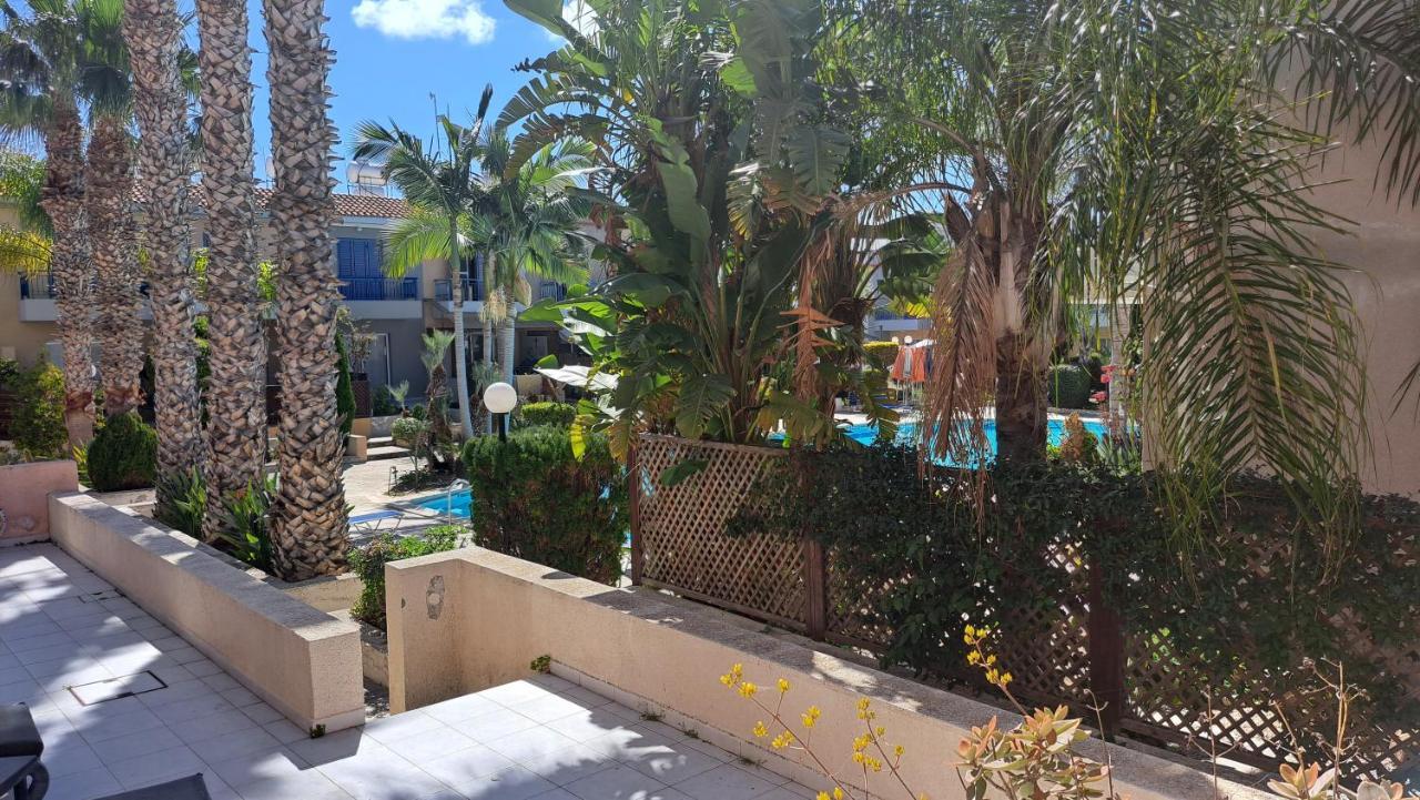 Zom Holiday Apartment Paphos Exterior foto